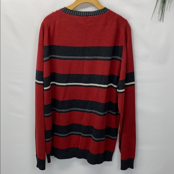 NWT. Levi's men's Sweatshirt stripes size large - Picture 2 of 8